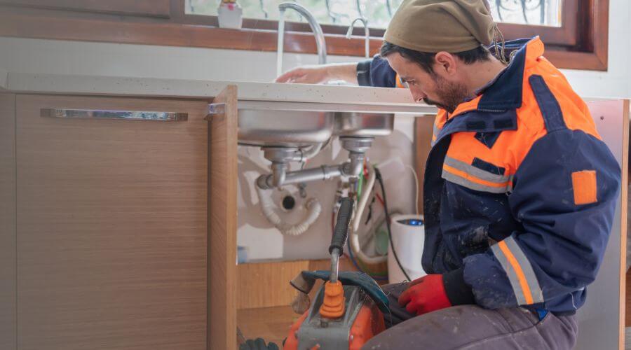 Local expert plumbing services in Watford City, ND